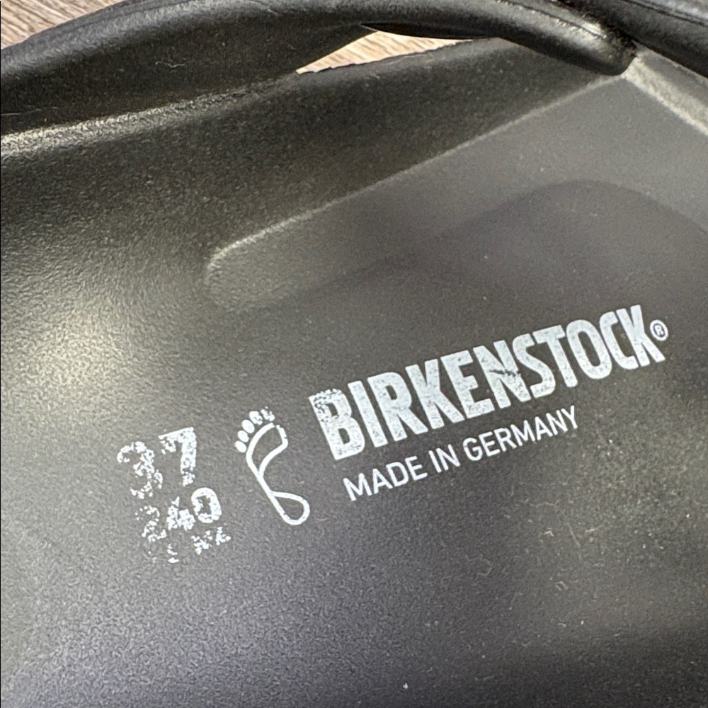 Birkenstock Gizeh EVA Sandals – Black, Size 37 (US 6) - Picture 7 of 7